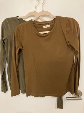 Two Madewell cotton long sleeve tees